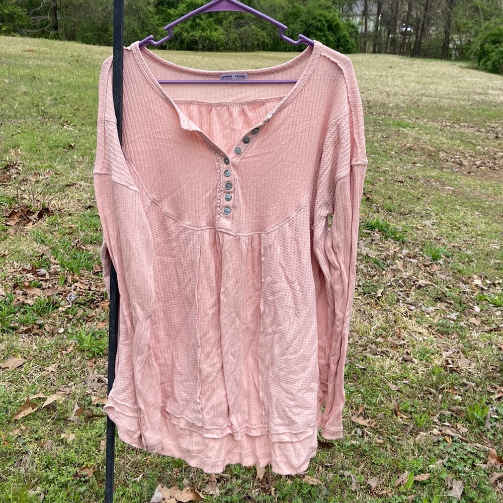 Light pink waffle style shirt long sleeve